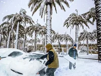 Bão tuyết giữa mùa hè ở Brazil