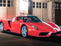 Siêu xe Ferrari Enzo 2003 được bán với giá 3,8 triệu USD