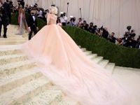 Dàn sao Hollywood gợi cảm trên thảm đỏ Met Gala 2021