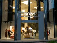 Hugo Boss luôn đổi mới để khẳng định mình trên thương trường thời trang