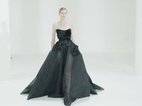 Haute Couture Fall Winter 2021/2022- Elie Saab khát vọng mãnh liệt về cuộc sống mới