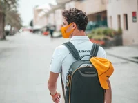 TUMI ra mắt bộ sưu tập McLaren với tay đua F1 Lando Norris