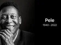 Pele qua đời và trở thành biểu tượng Internet dù đã giải nghệ 50 năm