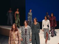 Tuần lễ thời trang Paris show "Haute Couture Xuân/Hè 2022" mãn nhãn!