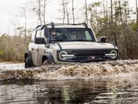Ford Bronco Everglades 2022 ra mắt với khả năng off-road ở cả đường ngập lụt