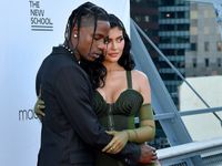 Kylie Jenner và Travis Scott đã bí mật kết hôn?