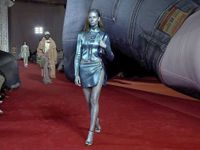 Diesel - Fall Winter 2022/2023: Sự nổi loạn cá tính từ denim
