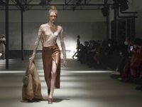 Nº21 - Fall Winter 2022/2023: Sự gợi cảm và sự quyến rũ luôn song hành