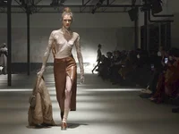 Nº21 - Fall Winter 2022/2023: Sự gợi cảm và sự quyến rũ luôn song hành