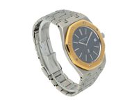 Chiếc đồng hồ Audemars Piguet Royal Oak thuộc sở hữu của Gerald Genta được bán với giá kỷ lục 2,13 triệu USD
