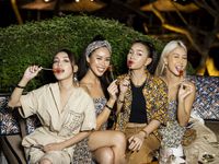 Tiên Nguyễn, Châu Bùi tại sự kiện ra mắt BST TB Summer Monogram ở Singapore