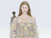 Fendi - Haute Couture Fall Winter 2022/2023: Tự nhiên và nhân tạo