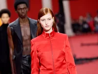 BST Ferragamo Xuân/Hè 2023: Màn chào sân đẹp mắt từ Maximilian Davis
