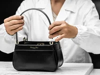 Chiếc túi Dior Key Bag mới mang phong cách vượt thời gian