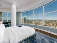 Ngôi sao nhạc Pop Rihanna tậu căn penthouse trị giá 21 triệu USD