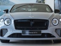Loạt ôtô ra mắt khách Việt tháng 10