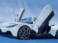 Triệu hồi toàn cầu mẫu Maserati MC20 do lỗi kính chắn gió