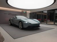 Siêu xe mui trần Roma Spider "50 năm có một" của Ferrari cập bến thị trường Đông Nam Á