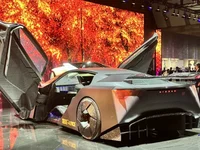 Hậu duệ 1300 mã lực từ huyền thoại GT-R siêu xe thuần điện Hyper Force