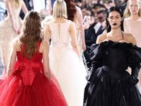 BST Haute Couture của Jean Paul Gaultier là cơ hội để Simone Rocha nổi loạn