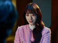 Thời trang ấn tượng của Park Shin Hye trong phim mới