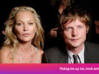 Kate Moss chia tay tình trẻ kém 13 tuổi