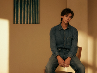RM (BTS) và NewJeans cạnh tranh khi comeback vào cùng ngày