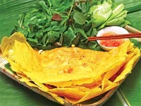 Những món Việt vào danh sách đồ ăn vặt ngon nhất châu Á