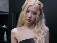 Rosé (BLACKPINK) gây sốt tuần qua với 3 kiểu tóc xoăn