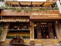 Dāna Vegan House – Hơn cả một nhà hàng chay