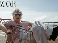 Vượt cú shock quá khứ, Lou Hoàng chào sân Anh Trai "Say Hi"