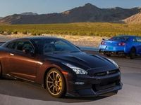Nissan GT-R T-spec Takumi Edition giá hơn 150.000 USD