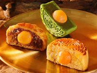 5 set bánh Trung thu có thiết kế độc lạ, ấn tượng, lý tưởng để gửi trao mỹ vị cho mùa đoàn viên 2024