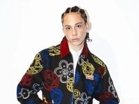 Kenzo bắt tay Futura 2000, đưa nét vẽ graffiti New York lên BST mới