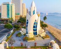Nha Trang sẽ như thế nào khi “đặt lên bàn cân” với Phuket và Bali?