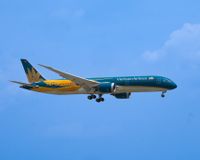 Vietnam Airlines ưu đãi lớn tháng 5: Giảm 30% phí chọn chỗ & hành lý trả trước