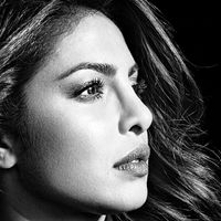 Priyanka Chopra và bí quyết dưỡng da “mẹ dạy”