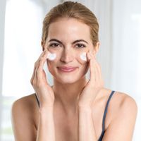 08-nivea-facecare-content-how-to-wash-your-face.jpg