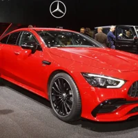 Mercedes-AMG GT 43 ra mắt tại Paris Motor Show 2018, so kè Porsche Panamera
