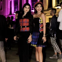 versace-1538323021911185660389.jpg