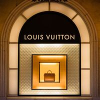 Louis Vuitton đã tìm ra cách để hàng xa xỉ trở nên bền vững hơn