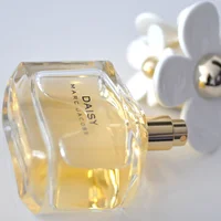 Dòng nước hoa nổi bật của thương hiệu Marc Jacobs làm siêu lòng phái đẹp