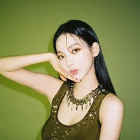 cách trang điểm; Karina; aespa