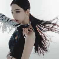 cách trang điểm; aespa; Karina