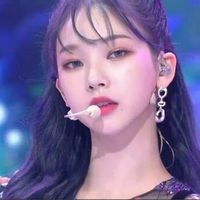 Karina (aespa): Nữ idol với lối trang điểm siêu thực "đốn hạ" trái tim người hâm mộ
