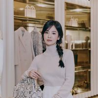 6 nguyên tắc ăn mặc sang trọng, quyền lực nơi công sở cho phái nữ