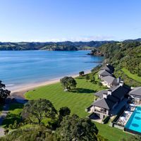 Helena Bay Lodge, New Zealand - Booking.com
