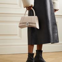 túi xách hourglass của Balenciaga