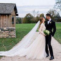 Hôn lễ của con gái Bill Gates và váy cưới vera wang