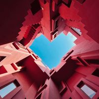 địa điểm Muralla Roja và cảm hứng hình ảnh của Squid Game